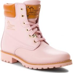 Trapery PANAMA JACK - Panama 03 Travelling B3 Rosa/Pink. Różowe trapery damskie marki Panama Jack, ze skóry, bez obcasa, bez zapięcia. W wyprzedaży za 499,00 zł.