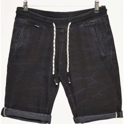 Jeansowe szorty - Czarny. Czarne spodenki i szorty męskie Cropp, m, bez wzorów, z jeansu. Za 79,99 zł.
