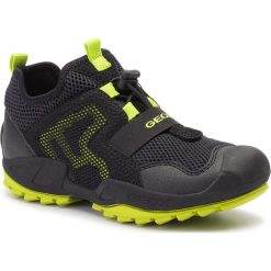 Sneakersy GEOX - J N.Savage B.A J921VA 01450 C0802 D Black/Lime. Czarne trampki chłopięce Geox, bez wzorów, ze skóry ekologicznej, na sznurówki. W wyprzedaży za 149,00 zł.