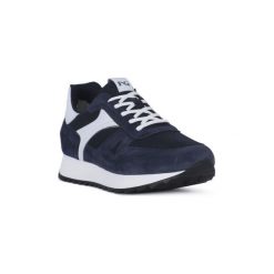 Buty Nero Giardini MP NERO GIARDINI COLORADO 225. Pomarańczowe trampki męskie marki Nero Giardini MP, bez wzorów, bez zapięcia. Za 602,31 zł.