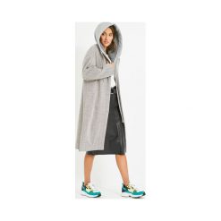Długi płaszcz z kapturem. Płaszcze damskie Promod, na zimę, z puchu, eleganckie, długie. Za 349,90 zł.