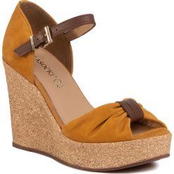 Sandały LASOCKI - 2190-05 Camel. Pomarańczowe klapki damskie Lasocki, bez wzorów, ze skóry, bez obcasa, na obcasie. W wyprzedaży za 119,99 zł.
