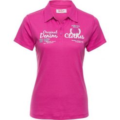 Shirt polo z nadrukiem, krótki rękaw bonprix fuksja. Różowe koszulki damskie bonprix, z nadrukiem, polo, z krótkim rękawem. Za 39,99 zł.