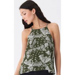 Wzorzysty top - Khaki. Brązowe bluzki damskie House, s, bez wzorów, bez kołnierzyka. W wyprzedaży za 39,99 zł.