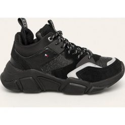 Tommy Hilfiger - Buty Chunky. Buty sportowe damskie TOMMY HILFIGER, bez wzorów, ze skóry, sportowe. W wyprzedaży za 399,90 zł.