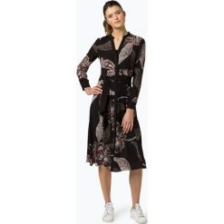 Comma - Sukienka damska, czarny. Czarne sukienki damskie comma, bez wzorów, z materiału, bez kołnierzyka, bez rękawów. Za 349,95 zł.