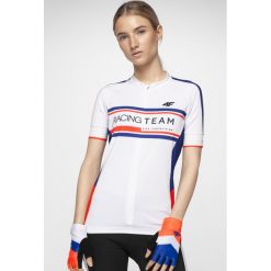 Koszulka rowerowa damska RKD152 - biały. Białe koszulki damskie 4f, bez wzorów, z elastanu, bez kołnierzyka, bez rękawów. Za 169,99 zł.