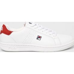 Fila - Buty Crosscourt. Białe sneakersy męskie Fila, z okrągłym noskiem, na sznurówki. W wyprzedaży za 149,90 zł.