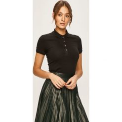 Lacoste - T-shirt. Czarne bluzki damskie Lacoste, bez wzorów, z elastanu, bez kołnierzyka. W wyprzedaży za 269,90 zł.