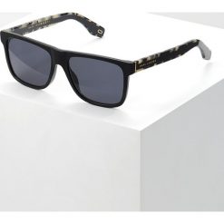 Marc Jacobs Okulary przeciwsłoneczne black. Czarne okulary przeciwsłoneczne męskie marki Marc Jacobs. Za 759,00 zł.