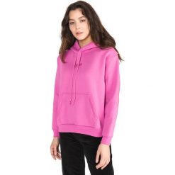 Levi's Bluza Różowy. Różowe bluzy damskie Levi's®, s, bez wzorów, z bawełny, bez rękawów, bez kaptura. Za 326,95 zł.