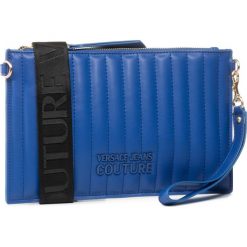 Torebka Versace Jeans Couture E1VVBBQX 71418. Niebieskie listonoszki damskie Versace Jeans Couture, bez wzorów, z jeansu, bez dodatków. W wyprzedaży za 309,00 zł.