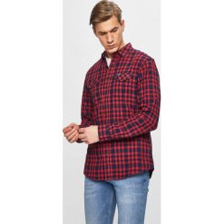 Wrangler - Koszula. Czerwone koszule męskie marki Wrangler, s, w kratkę, z bawełny, klasyczne, z klasycznym kołnierzykiem, z długim rękawem. Za 219,90 zł.
