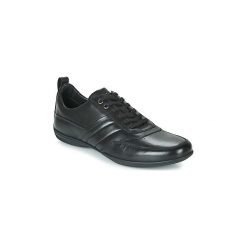 Buty TBS TANSLEY. Czarne trampki męskie TBS, bez wzorów, bez zapięcia. Za 359,00 zł.