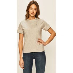 Fila - T-shirt. Bluzki damskie Fila, s, bez wzorów, z bawełny, casualowe, z okrągłym kołnierzem, z krótkim rękawem. Za 99,90 zł.