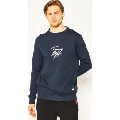 Bluza TOMMY HILFIGER Track UM0UM01798. Niebieskie bluzy męskie TOMMY HILFIGER, s, bez wzorów, z elastanu, bez kołnierzyka, bez rękawów, bez kaptura. W wyprzedaży za 229,00 zł.