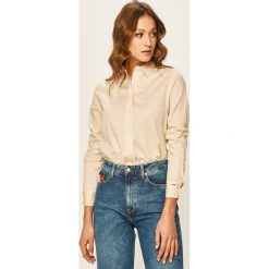 Calvin Klein - Koszula. Białe bluzki damskie Calvin Klein, s, bez wzorów, z jedwabiu, klasyczne, z klasycznym kołnierzykiem, z długim rękawem. Za 449,90 zł.