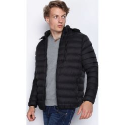 Czarna Kurtka Drive With Me. Czarne marynarki męskie Born2be, na zimę, xl, bez wzorów, z kapturem. Za 79,99 zł.