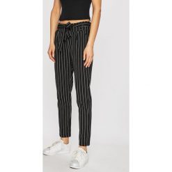 Haily's - Spodnie Emilia Stripe. Białe spodnie damskie Haily's, s, bez wzorów, z elastanu, casualowe. W wyprzedaży za 79,90 zł.