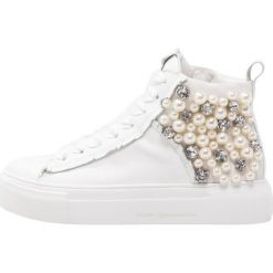 Kennel + Schmenger BIG Sneakersy wysokie bianco/weiß. Białe trampki i tenisówki damskie marki Kennel + Schmenger, bez wzorów, ze skóry, bez zapięcia. W wyprzedaży za 1063,20 zł.