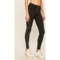 Nike - Legginsy. Czarne spodnie damskie Nike, s, z nadrukiem, z elastanu. W wyprzedaży za 129,90 zł.