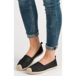 CZARNE TEKSTYLNE ESPADRYLE. Czarne baleriny damskie SEASTAR, bez wzorów, bez obcasa. Za 39,90 zł.