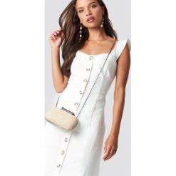 Trendyol Sukienka z guzikami Tulum - White. Szare sukienki z falbanami marki Trendyol, na co dzień, z elastanu, casualowe, midi, dopasowane. Za 141,95 zł.