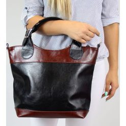 Torebka skórzana elegancki kuferek DAN-A T195 czarny/koniak - Czarny / koniak 2. Czarne kuferki damskie DAN-A, bez wzorów, ze skóry, eleganckie, bez dodatków. Za 289,99 zł.