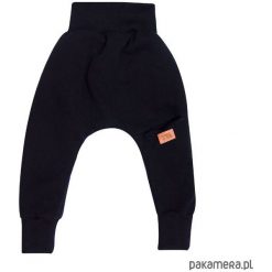 Bawełniane spodnie jesień/zima CZARNE. Czarne spodnie chłopięce marki Pakamera, na zimę, z bawełny. Za 89,00 zł.