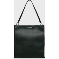 Calvin Klein Jeans - Torebka. Białe torebki klasyczne damskie marki Calvin Klein Jeans, w paski, z jeansu, na ramię, duże. Za 599,90 zł.
