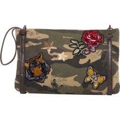Desigual Portfel Mone Always Macau Verde Mili tar 18WAYF20 4003. Portfele damskie Desigual, bez wzorów. W wyprzedaży za 134,00 zł.