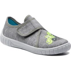 Kapcie SUPERFIT - 4-00278-20 S Grau. Szare sandały chłopięce Superfit, z materiału. W wyprzedaży za 119,00 zł.