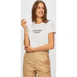 Tally Weijl - Top. Białe bluzki damskie TALLY WEIJL, s, z nadrukiem, z bawełny, z okrągłym kołnierzem. W wyprzedaży za 49,90 zł.