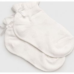 Blukids - Skarpetki dziecięce. Białe skarpetki dziewczęce Blukids, bez wzorów, z elastanu. Za 9,90 zł.