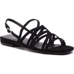 Sandały VAGABOND - Becky 4715-140-20 Black. Czarne klapki damskie Vagabond, bez wzorów, ze skóry, bez obcasa, na obcasie. W wyprzedaży za 239,00 zł.