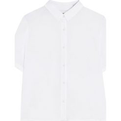 Gładka koszula basic. Białe koszule body marki Pull&Bear. Za 49,90 zł.