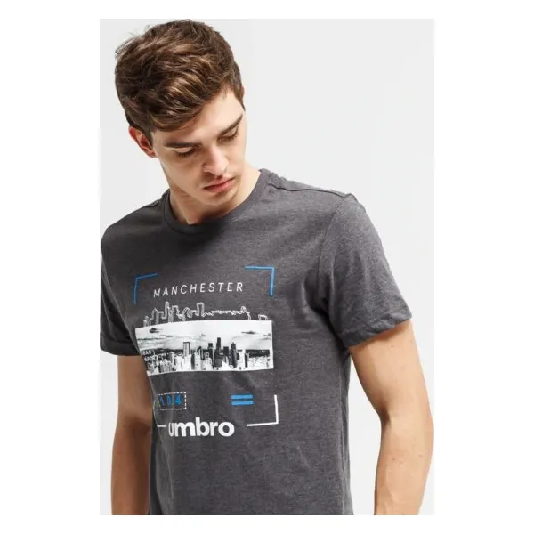 Umbro Koszulka Maurice , szary, rozmiar M. Szare koszulki męskie Umbro, s, z nadrukiem, z bawełny, bez kołnierzyka, bez rękawów. W wyprzedaży za 47,99 zł.