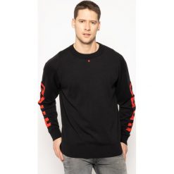 Sweter Hugo Sribbon 50418602. Czarne swetry męskie HUGO, m, bez wzorów, z bawełny, klasyczne, z klasycznym kołnierzykiem, bez kaptura. W wyprzedaży za 489,00 zł.