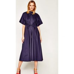 Sukienka koszulowa Weekend Max Mara Alea 52210601. Niebieskie sukienki damskie Weekend Max Mara, na co dzień, bez wzorów, z bawełny, z koszulowym kołnierzykiem, bez rękawów, proste. Za 1589,00 zł.