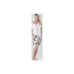 ONE-T-PIECE WHITE. Zielone t-shirty damskie marki Taff.one, s, bez wzorów, bez kołnierzyka. Za 99,00 zł.