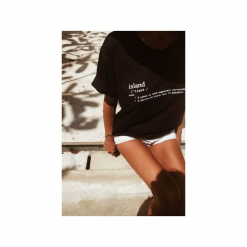 Koszulka z nadrukiem Bala Island Tee Black. Zielone t-shirty damskie marki Soleil, na co dzień, xs, z dekoltem w łódkę, dopasowane. Za 109,00 zł.