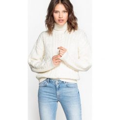 Golfy damskie: Sweter z golfem w warkocze, z wełny