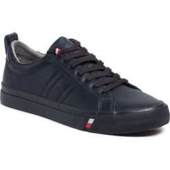 Sneakersy TOMMY HILFIGER - Premium Winter Vulcanized FM0FM02373 Midnight 403. Niebieskie sneakersy męskie TOMMY HILFIGER, bez zapięcia. Za 539,00 zł.