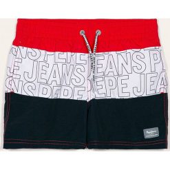 Pepe Jeans - Szorty kąpielowe dziecięce New Pass 128-178/180 cm. Spodenki chłopięce Pepe Jeans, bez wzorów, z poliesteru. Za 159,90 zł.