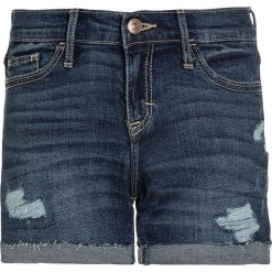 Abercrombie & Fitch CORE MIDI Szorty jeansowe dark destroy. Niebieskie spodenki chłopięce marki Abercrombie & Fitch, z elastanu. Za 129,00 zł.