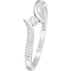 Złoty pierścionek z diamentami. Szare pierścionki damskie Diamond & Co, z diamentem, złote. W wyprzedaży za 769,95 zł.