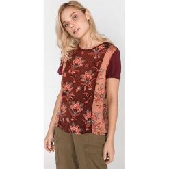 Scotch & Soda Top Czerwony. Czerwone topy damskie Scotch & Soda, s, bez wzorów, z poliesteru, bez kołnierzyka. Za 309,95 zł.