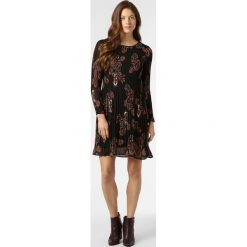 Taifun - Sukienka damska, czarny. Czarne sukienki damskie Taifun, bez wzorów, z materiału, eleganckie, bez kołnierzyka, bez rękawów, plisowane. Za 549,95 zł.