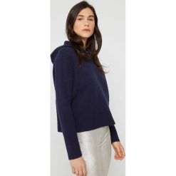 Sweter w kolorze granatowym. Niebieskie swetry damskie Rodier, xl, bez wzorów, z wełny, klasyczne, bez rękawów, bez kaptura. W wyprzedaży za 267,95 zł.