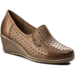 Półbuty LASOCKI COMFORT WI23-ADIA-05. Półbuty damskie Lasocki Comfort, bez wzorów, bez obcasa, bez zapięcia. W wyprzedaży za 74,98 zł.